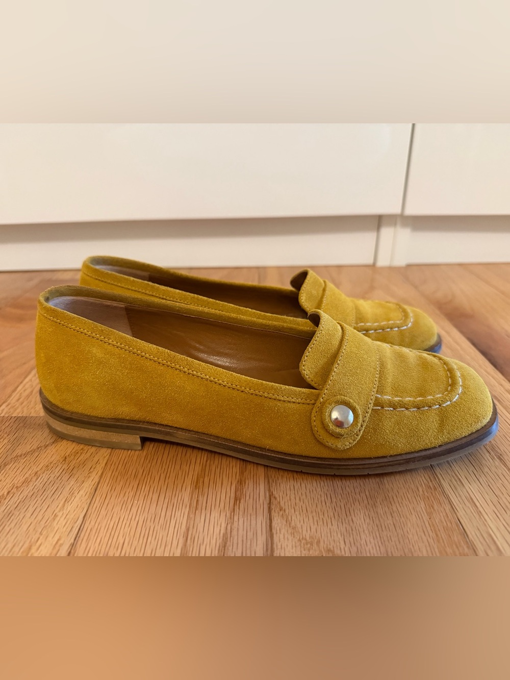 Aquatalia Suede Flats Loafers